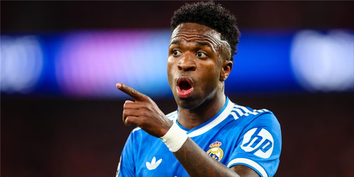 فلامينجو يدعم فينيسيوس بعد أحداث مباراة ريال مدريد وبنفيكا.. واللاعب يرد