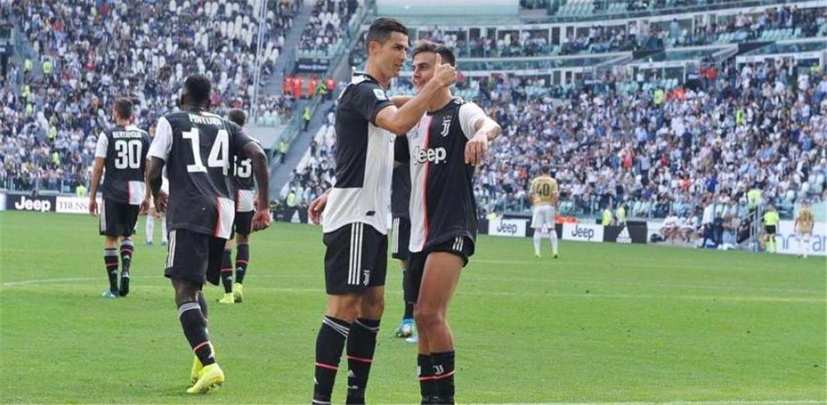 ديبالا: رونالدو كان يتناول مشروب ميسي المفضل