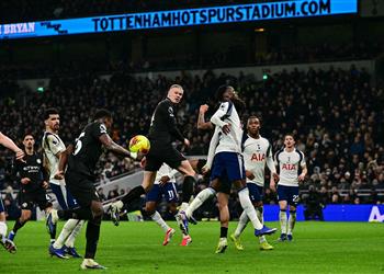 جماهير مانشستر سيتي تهاجم هالاند بسبب سلوكه أمام توتنهام ما علاقة مرموش