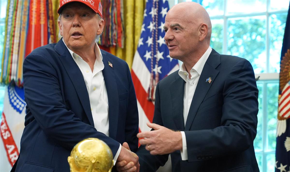 إنفانتينو وترامب