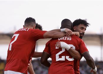 لاعب الأهلي يرحب بالرحيل إلى الدوري العراقي وعقبة وحيدة تعطل الصفقة