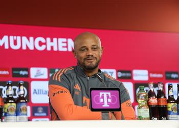 كومباني يهاجم مورينيو بعد واقعة فينيسيوس العنصرية استشهد بمثال غير حقيقي وارتكب خطأ قيادي ا