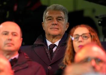 لابورتا لاعب برشلونة مقاتل لكنه يبكي باستمرار