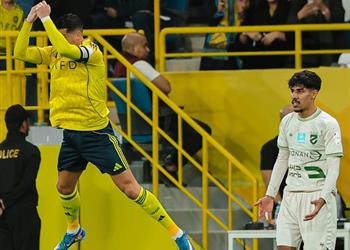 فيديو ثنائية رونالدو تقود النصر لاكتساح الحزم وخطف صدارة الدوري السعودي