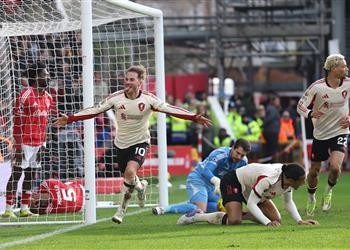 فيديو في الوقت القاتل ماك أليستر يسجل هدف ليفربول الأول أمام نوتينجهام فورست