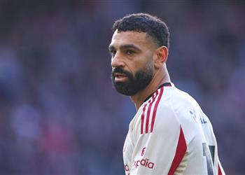 تصرف غريب من محمد صلاح تجاه الصحفيين بعد مباراة ليفربول ونوتينجهام