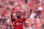 حساب جماهيري يهاجم منتقدي محمد صلاح: تحدثوا باحترام عن أسطورة ليفربول