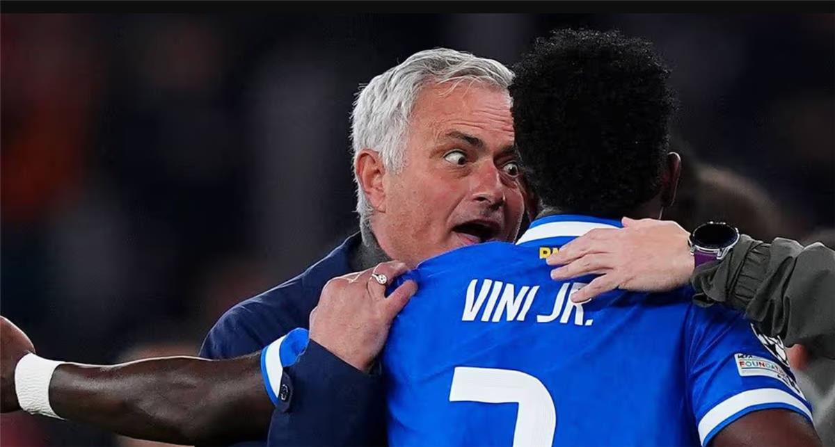 إدارة ريال مدريد تخصص مقصورة لـ مورينيو في مواجهة بنفيكا