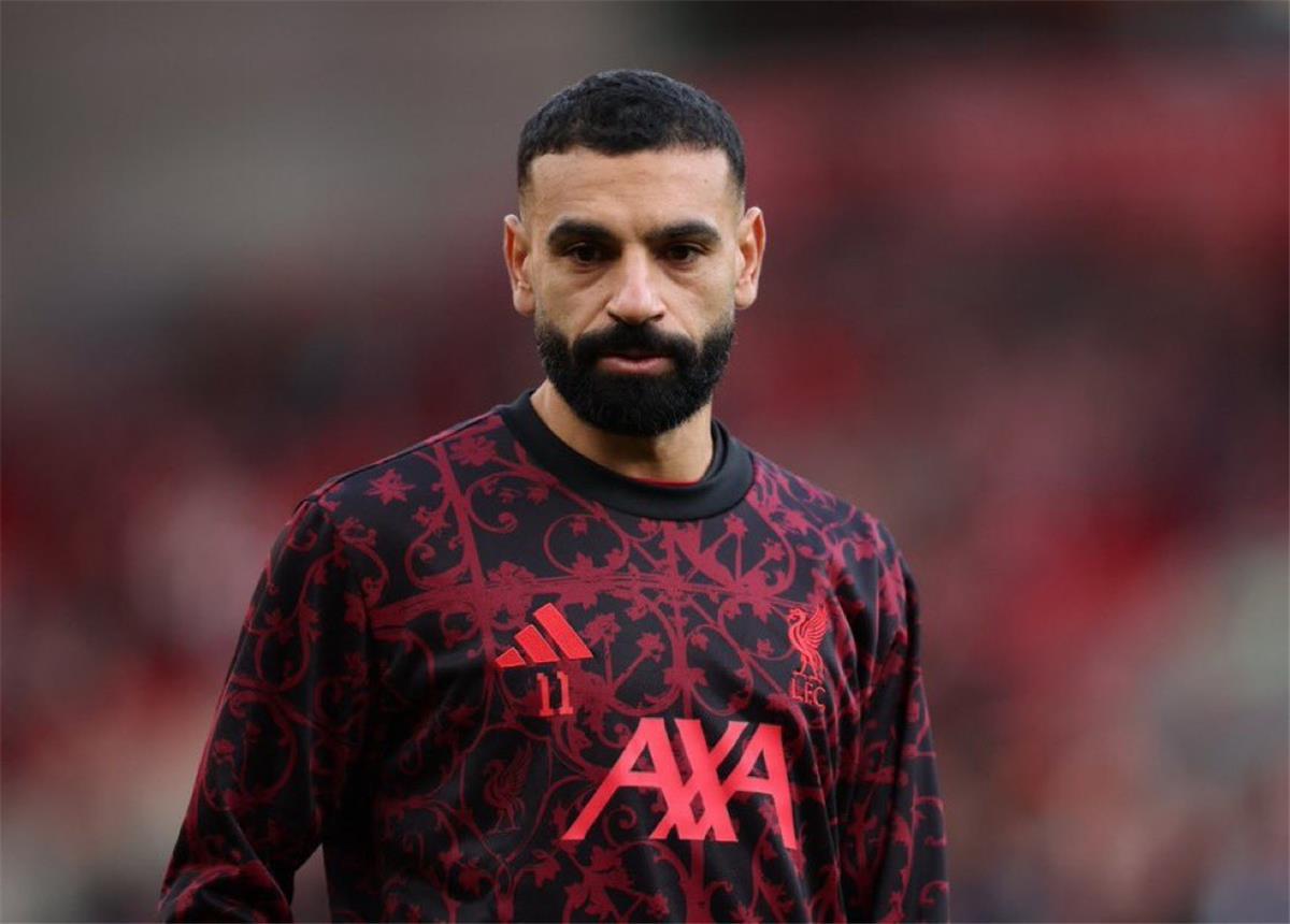 لاعب برشلونة: محمد صلاح أصعب من واجهتهم في مسيرتي