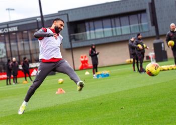 سلوت يدافع عن محمد صلاح قبل مواجهة وست هام لقد وضع معاييره الخاصة