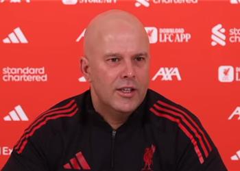 سلوت يستبعد لاعب ليفربول من مباراة وست هام ويعترف نعاني أمام الفرق الصاعدة