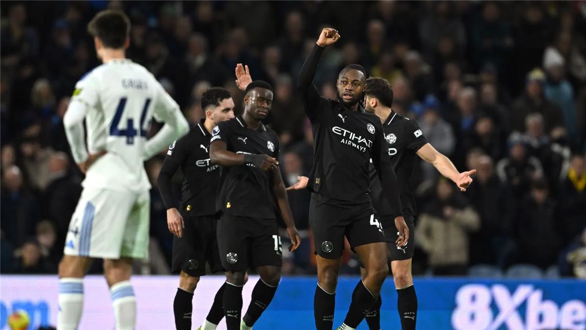 ترتيب هدافي الدوري الإنجليزي بعد هدف سيمينيو أمام ليدز يونايتد