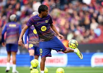 الهاتريك لامين يامال يسجل الهدف الثالث لـ برشلونة أمام فياريال