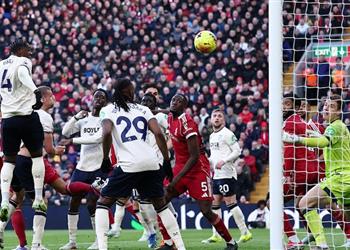 فيديو بمشاركة محمد صلاح ليفربول يمطر شباك وست هام بخماسية في الدوري الإنجليزي