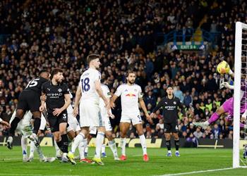 رجل مباراة مانشستر سيتي وليدز يونايتد في الدوري الإنجليزي