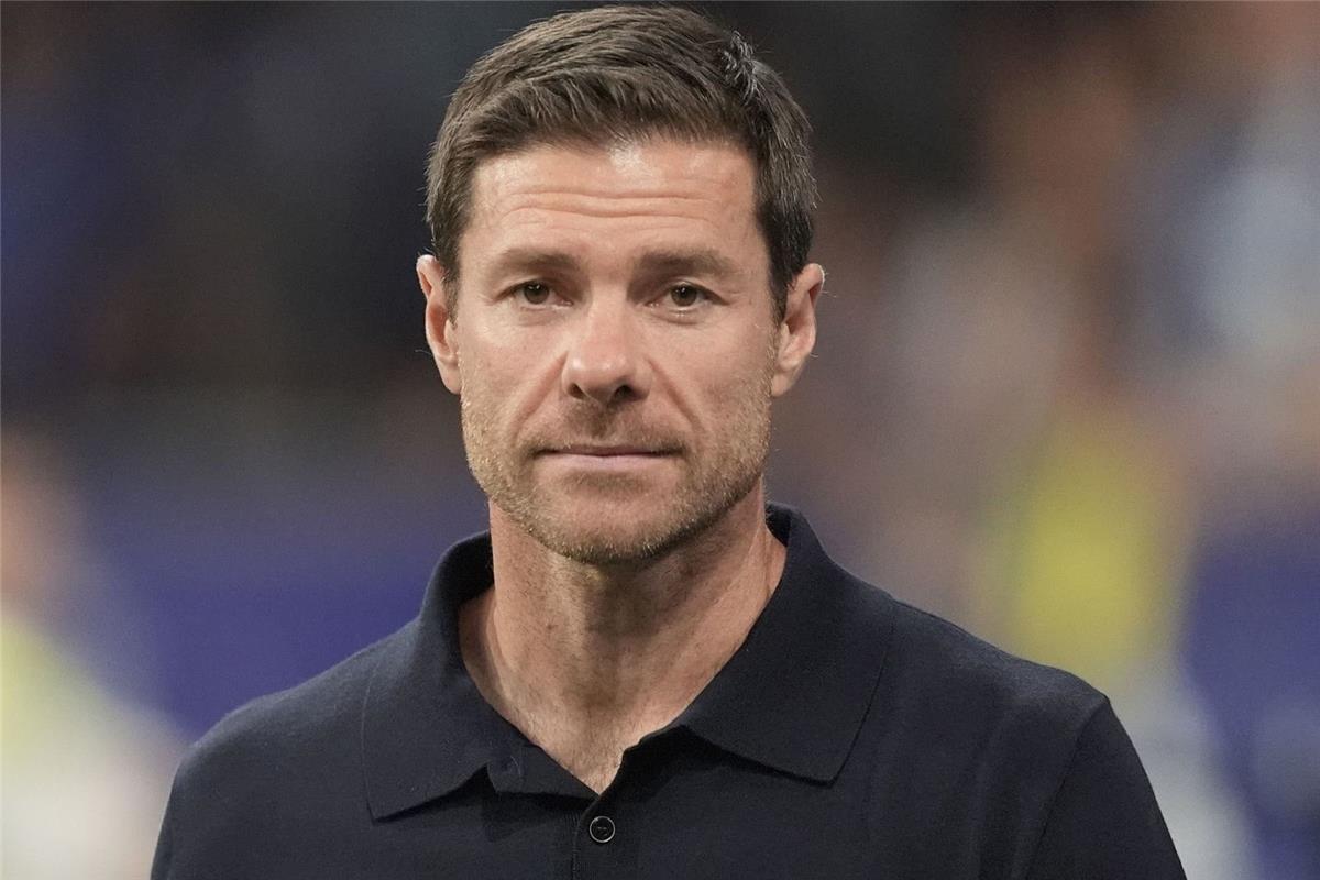 مورينتس: تعرض ألونسو للظلم؟.. عليه أن يتحدث ويكشف كل شيء 