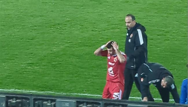 رد فعل زيزو بعد اصابته في مباراة الاهلي والبنك الاهلي