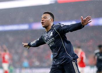 ديشامب عن مبابي سيكون من الغريب ألا يكون أناني ا