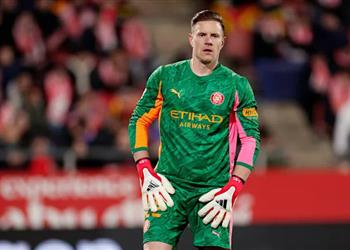 أسطورة ألمانيا السابق يرشح خليفة شتيجن في مونديال 2026