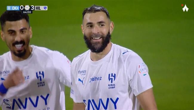هاتريك كريم بنزيما في مباراة الهلال والاخدود بالدوري السعودي