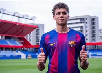 حمزة عبد الكريم يثير غضب عملاق أوروبي بعد انضمامه إلى برشلونة
