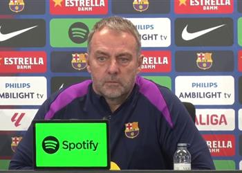 هانز فليك أداء لاعب برشلونة يسعدني وليفاندوفسكي لا يحتاج للتفكير في مستقبله