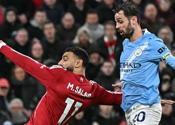 جاري نيفيل يوضح مدى صحة قرار عدم حصول محمد صلاح على ضربة جزاء أمام مانشستر سيتي