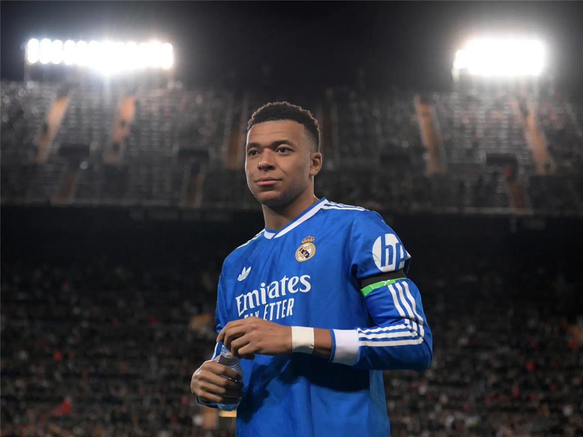 مبابي يسجل هدف ريال مدريد الثاني أمام فالنسيا