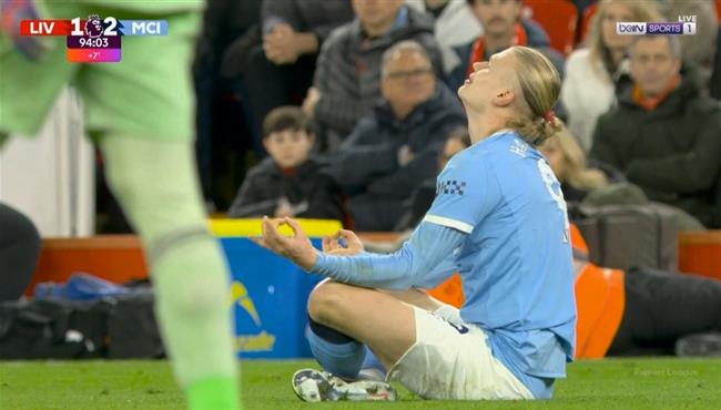 هدف هالاند القاتل في مرمي ليفربول بالدوري الانجليزي