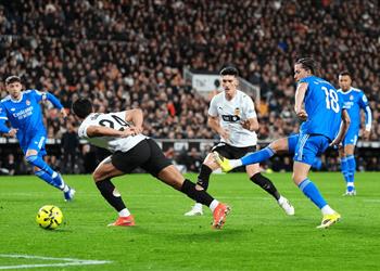 رد غامض من نجم ريال مدريد على الفارق بين أربيلوا وألونسو