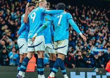 ميكا ريتشاردز يشيد بـ مرموش وهالاند وسيمينيو الانسجام عاد لهجوم مانشستر سيتي