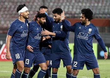 فيديو إنبي يحقق فوز ا مثير ا على المصري وسموحة يتخطى البنك الأهلي بالدوري