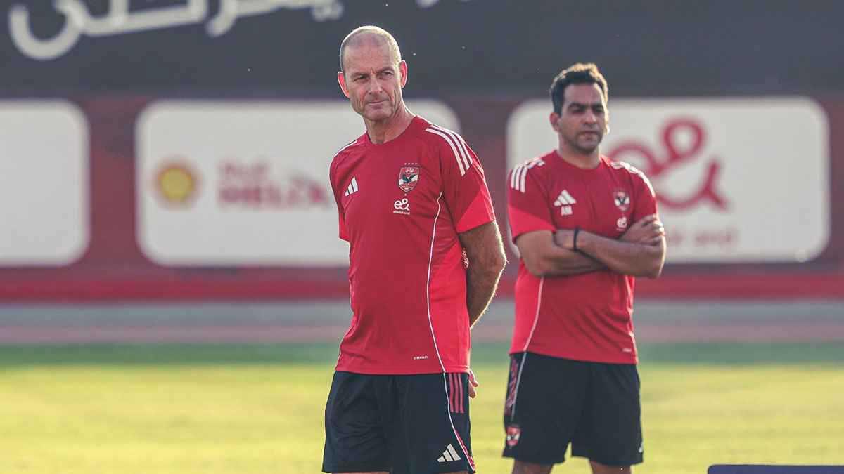 توروب يوضح أسباب هزيمة الأهلي أمام طلائع الجيش في الدوري.. ويصرح: أحتاج لمهاجم