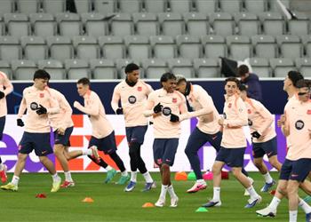 تشكيل برشلونة أمام نيوكاسل في دوري أبطال أوروبا تغيير دفاعي