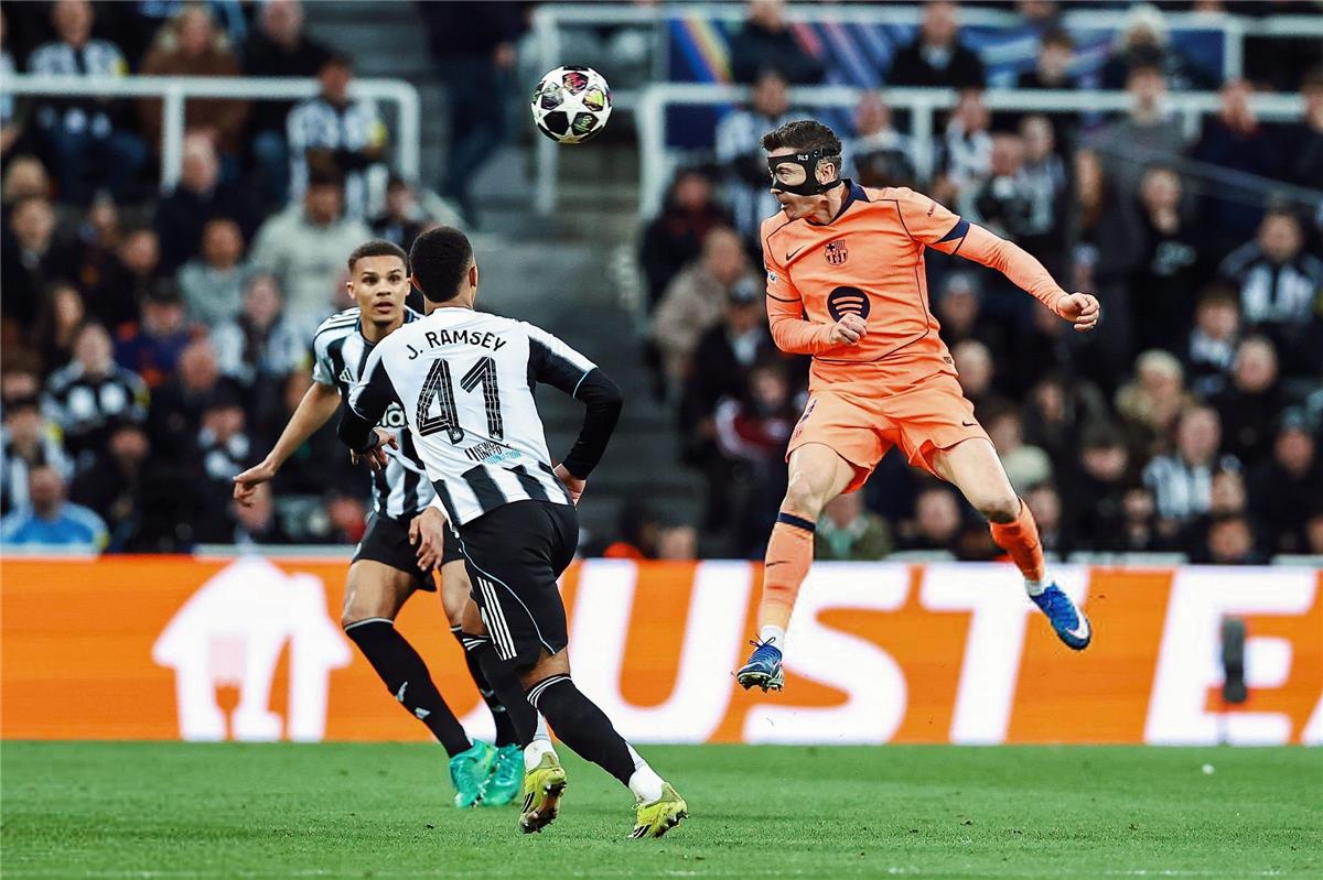 موعد مباراة العودة بين برشلونة ونيوكاسل في دوري أبطال أوروبا