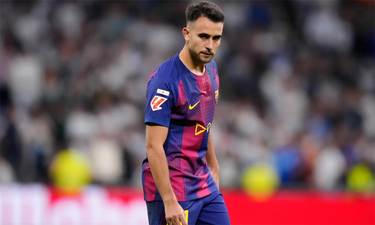 تطورات حالة إريك جارسيا بعد استبعاده من مباراة برشلونة ونيوكاسل 