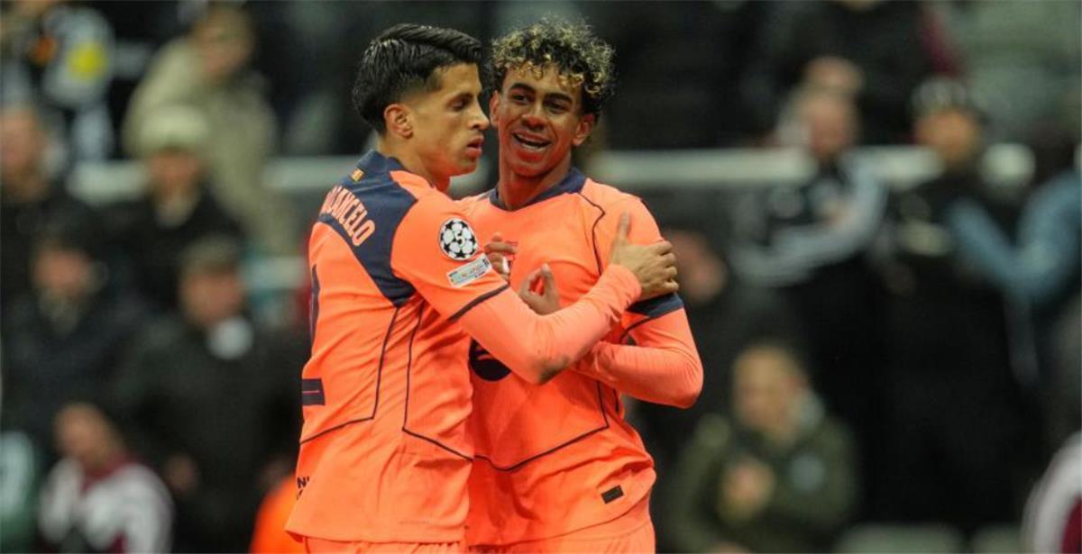 لقطة ذكية من كانسيلو قبل ركلة جزاء لامين يامال تنقذ برشلونة أمام نيوكاسل