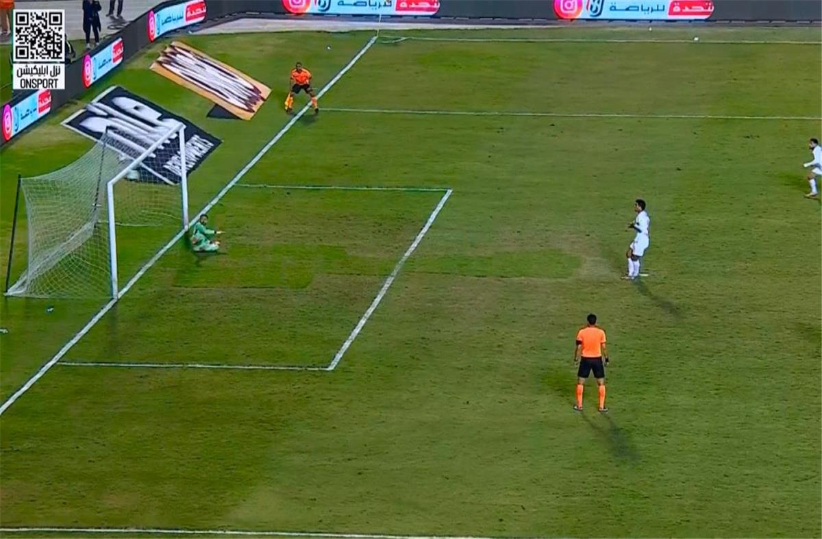 فيديو | في الوقت القاتل.. حسام عبد المجيد يهدر ضربة جزاء لـ الزمالك أمام إنبي