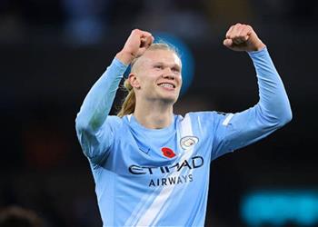 فونت يكشف عن خطته للتعاقد مع هالاند ورد ساخر من لابورتا