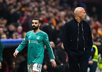 نيكول سلوت في موقف صعب بسبب محمد صلاح وعليه أن يغتنم الفرصة