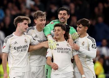 فيديو من منتصف الملعب جولر يسجل هدف ريال مدريد الرابع أمام إلتشي