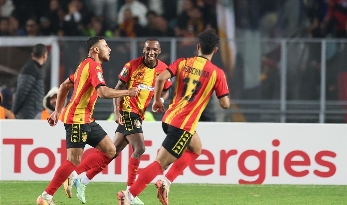 وليد الهيشري يشيد برباعي الأهلي.. ويكتب روشتة فوز الترجي