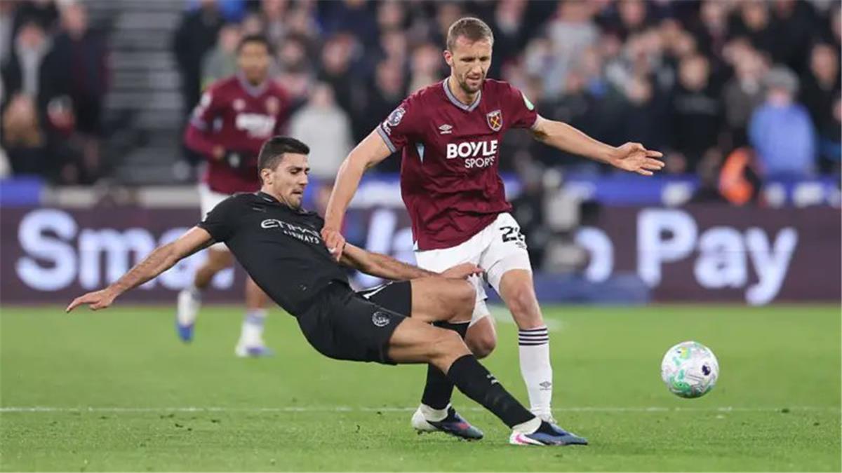 رودري: نظام دوري أبطال أوروبا يحسم بمباراتين.. وسننافس ريال مدريد حتى النهاية