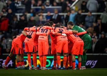 تشكيل برشلونة أمام إشبيلية في الدوري الإسباني ليفاندوفسكي يقود الهجوم