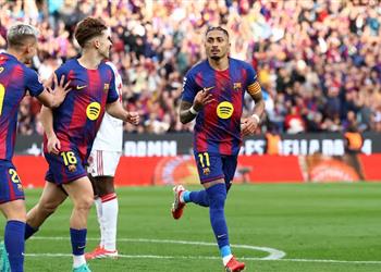 ترتيب هدافي الدوري الإسباني بعد هاتريك رافينها في مباراة برشلونة وإشبيلية