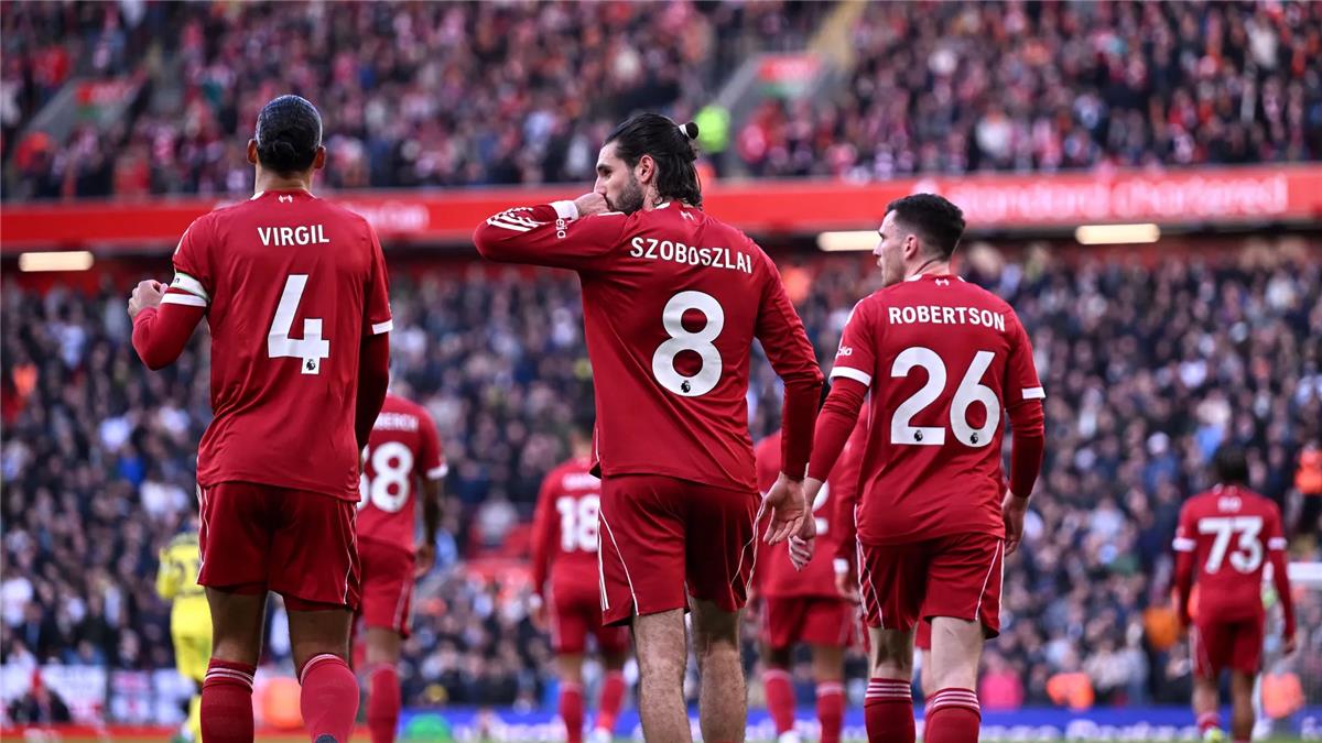 كاراجر يشيد بأداء لاعب ليفربول أمام توتنهام: الأخطر هجوميًا