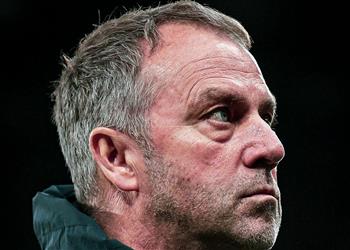 فليك يقترب من رقم قياسي جديد عقب فوز برشلونة على إشبيلية