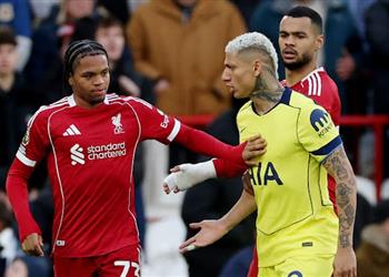 فيديو في الوقت القاتل ريتشارليسون يسجل هدف تعادل توتنهام أمام ليفربول