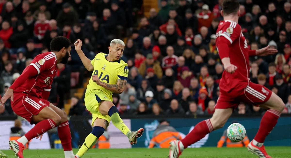 مباريات ليفربول المتبقية في الدوري الإنجليزي بعد التعادل مع توتنهام