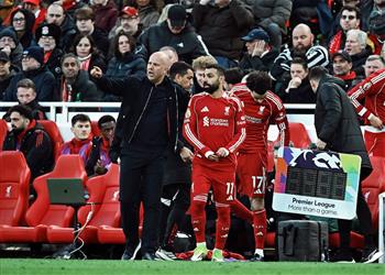 ماركا لاعب توتنهام أجبر سلوت على الدفع بـ محمد صلاح